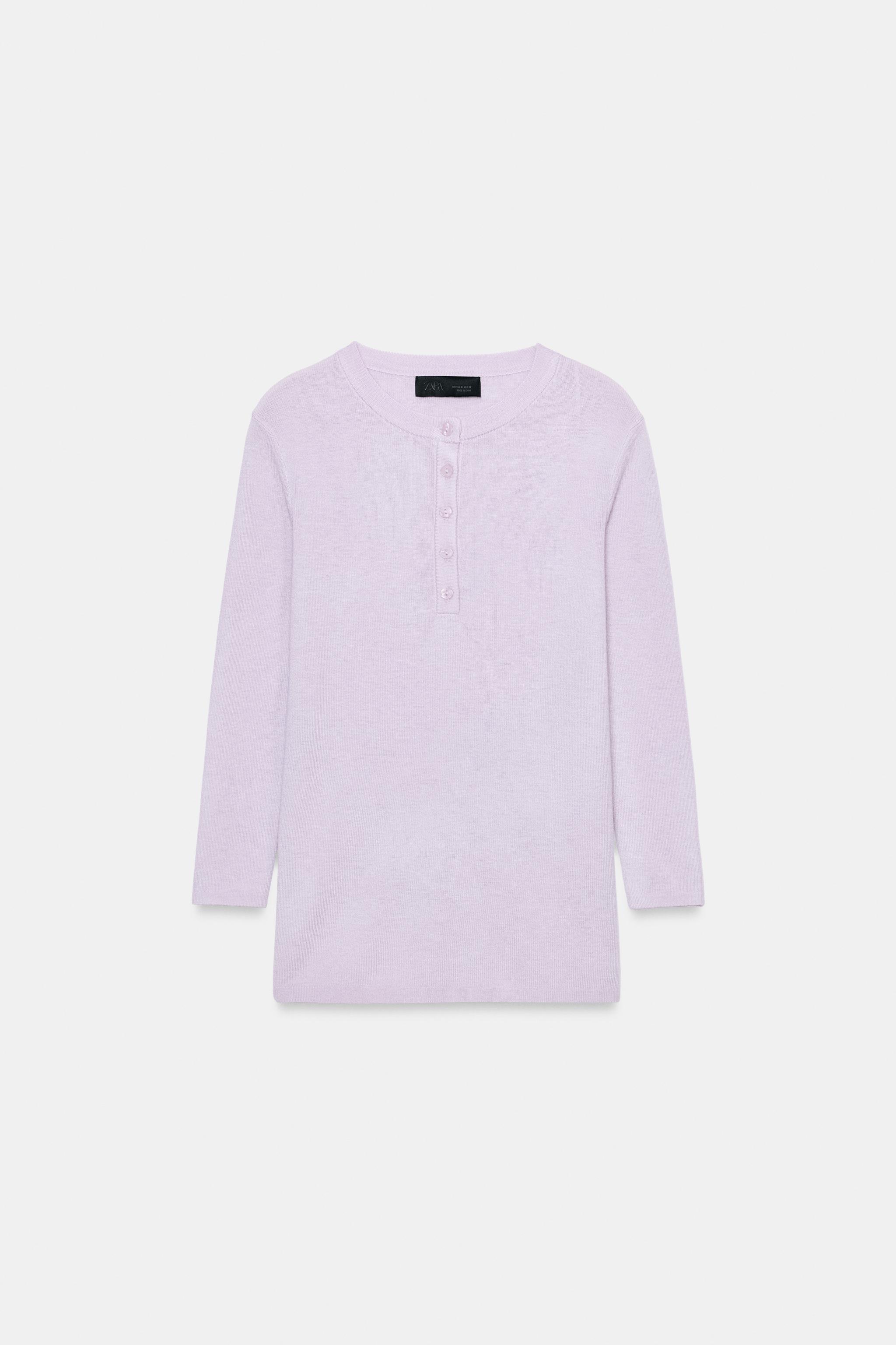 PULL EN MAILLE À BOUTONS